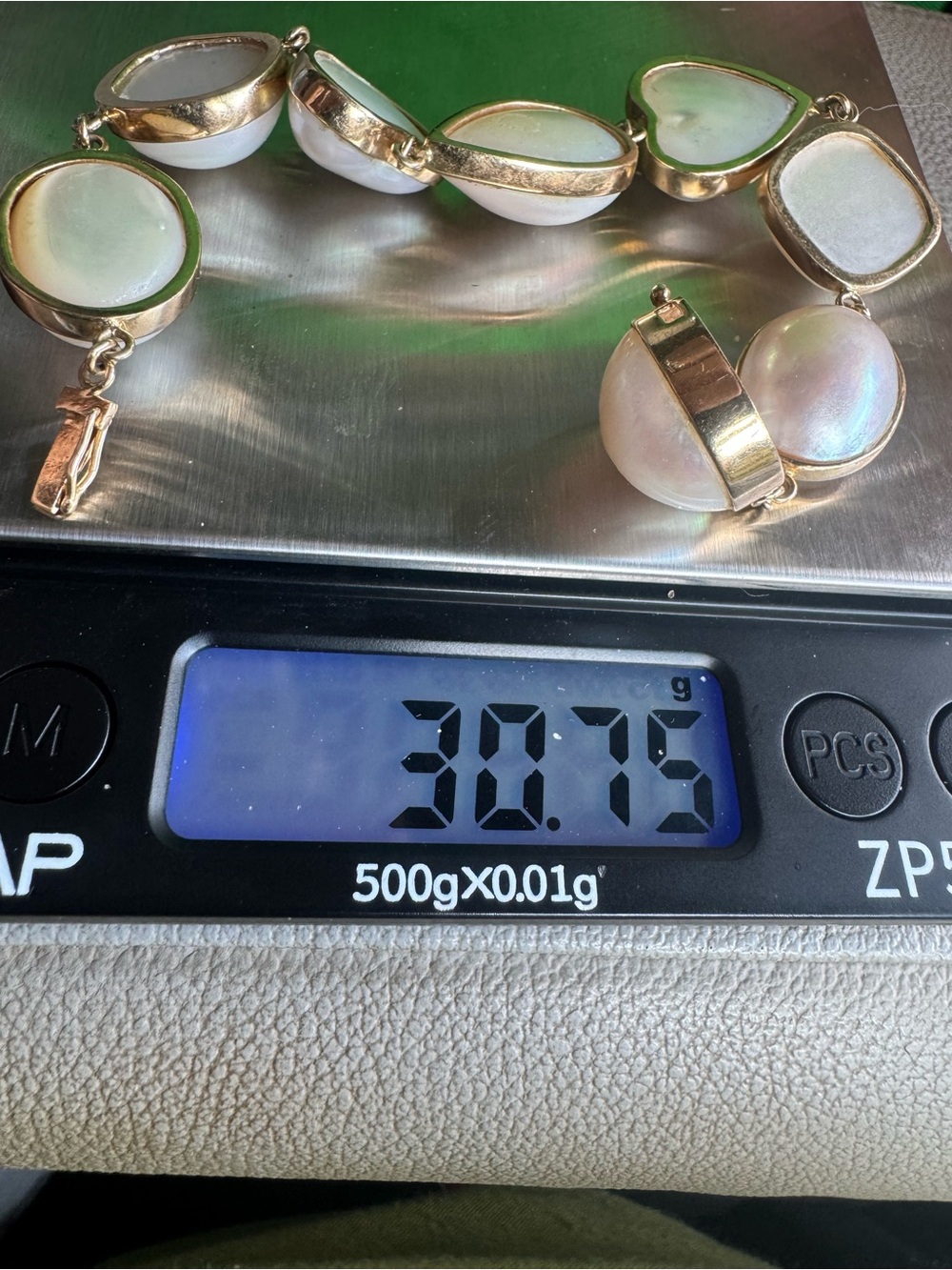 14 K Gold Unique Shaped Pearl Bracelet Impossible To Find